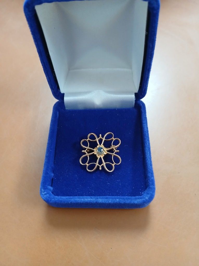 10k Gold 2.0 Grams Broach