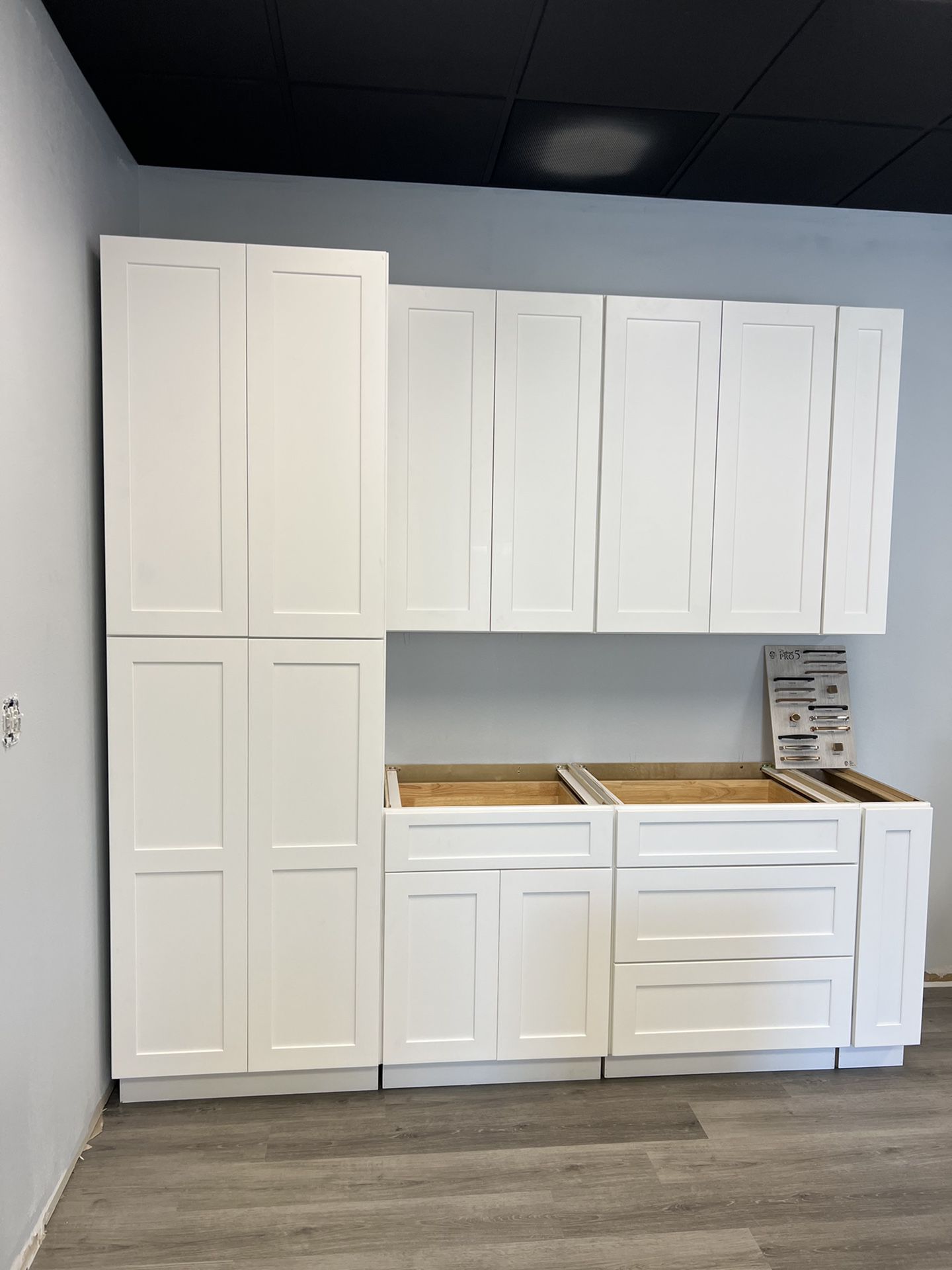Cabinets Kitchen $175 Linear Foot 