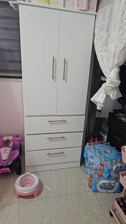 White Wardrobe Closet with 3 Drawers – Great Condition
