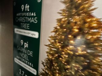 9ft Pre Lit Christmas Tree