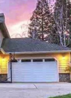 Amarr Heritage 3000 Insulated Garage Door — 16’×8’, True White, w/ Windows (2017)