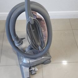 Kirby Vacuum Cleaner with Complete Home Cleaning Kit and Shampoo System 