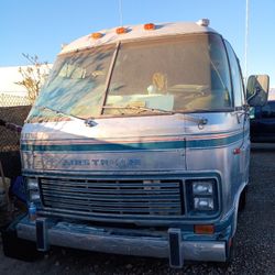 79 Airstream Excella motorhome,