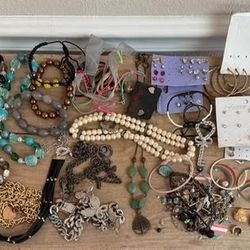 Lot of Costume Jewelry Bracelets Necklaces Earrings etc $8 for all