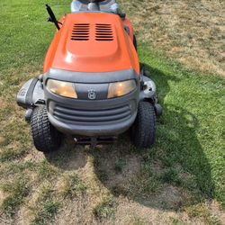 Husqvarna Riding Lawn Mower 48" Cutting Deck 