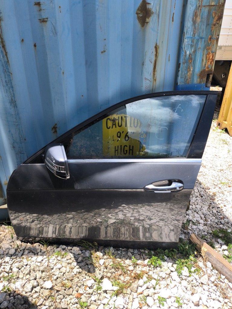 Mercedes Benz E350 Door Parts