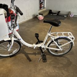 Schwinn Loop Adult Folding Bike 20-inch 7-Speed Drivetrain