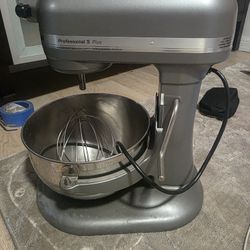 Kitchen Aid Stand Mixer