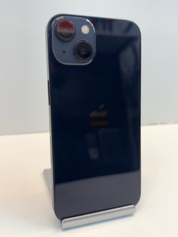 Apple iPhone 13 128gb. ( Fully Unlocked Phone )
