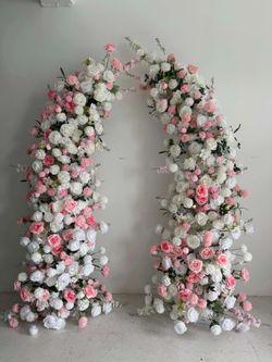 Flower arch with stand
