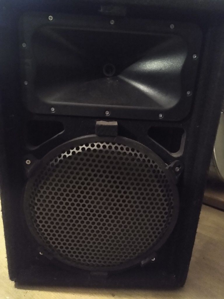 Speaker Box