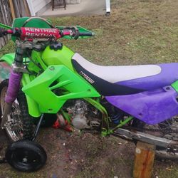 Kawasaki KDX 200 2-STROKE