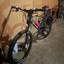 Bicycle Cannondale  Lefty  