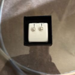 Sterling Silver with 2 Carat Moissanite Burst