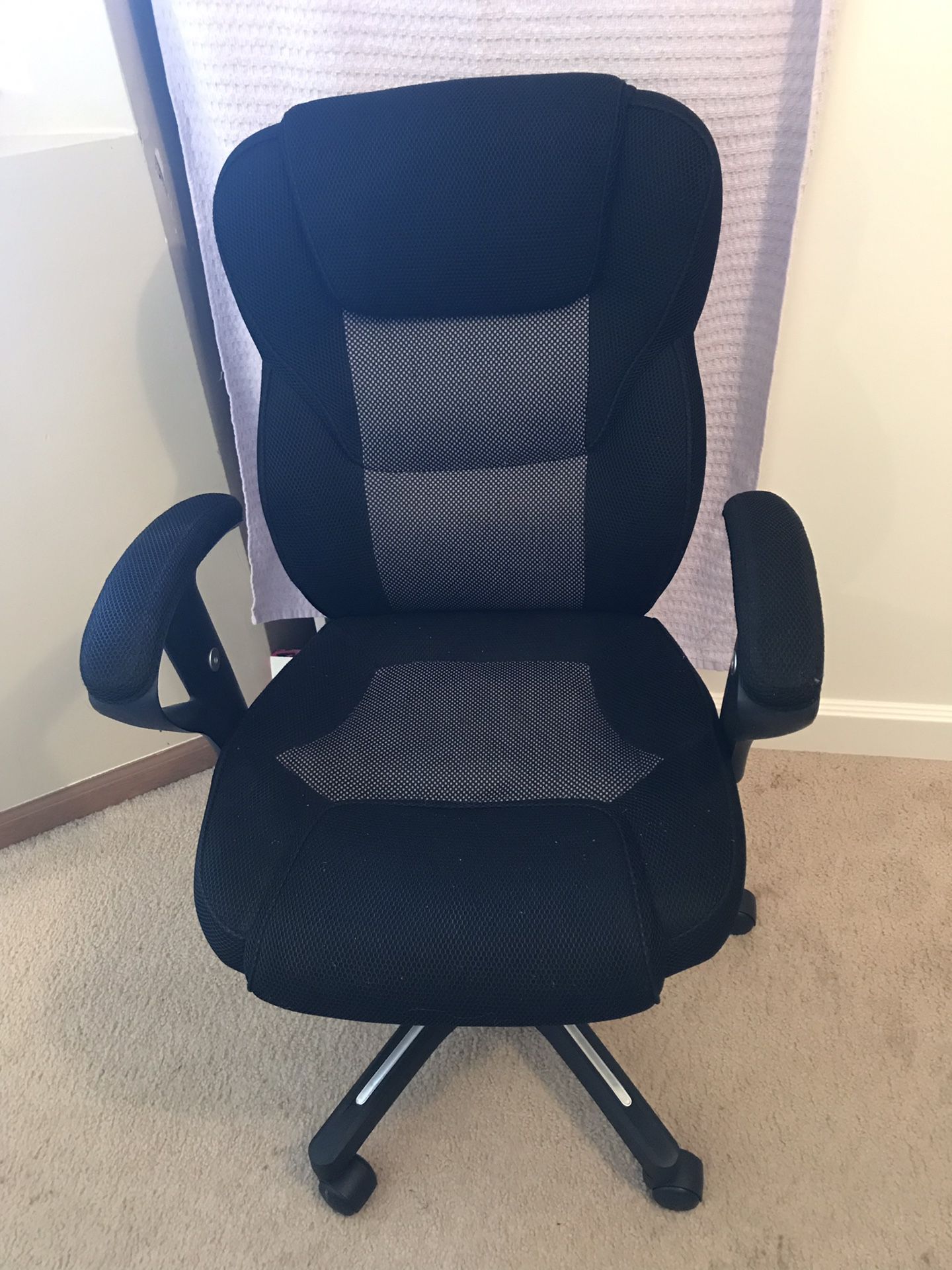 Office / Desk Chair