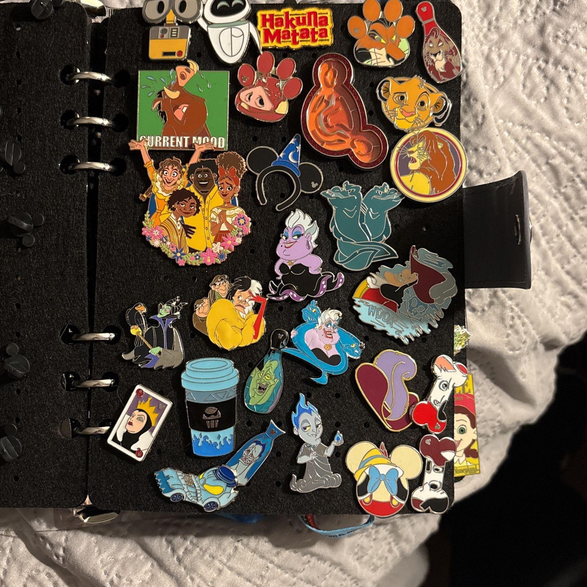 Disney Pins 