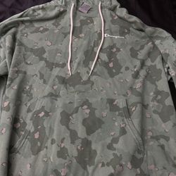 Champion hoodie Size Large green 