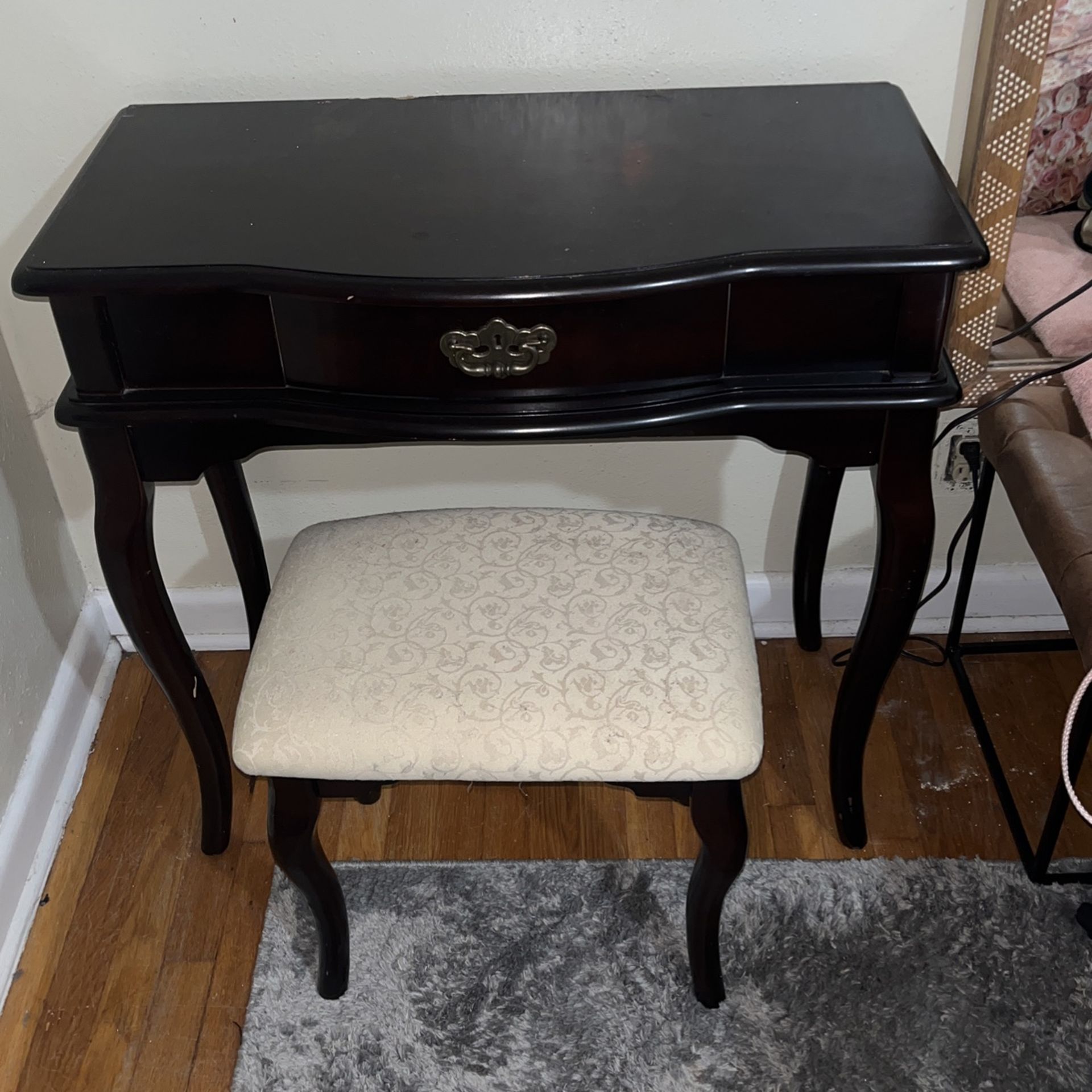 Cabinet And Chair