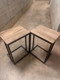 Accent side table set of 2