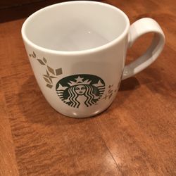 Starbucks Holiday Mug From 2013 Shipping Available 