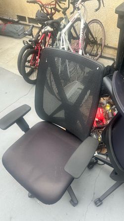 Nice desk chairs
