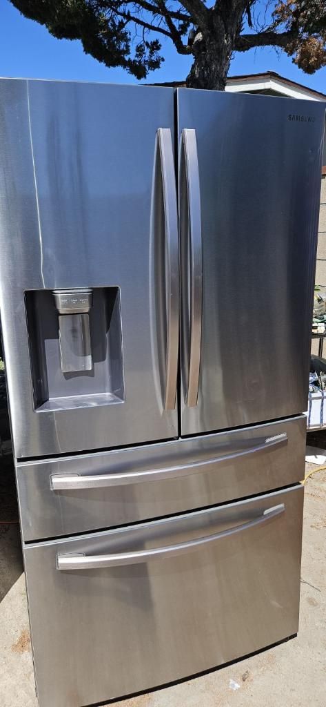 Samsung Fridge for Sale 