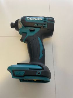 Makita 18V Impact Driver XDT11 (Tool Only Solo Herramienta)