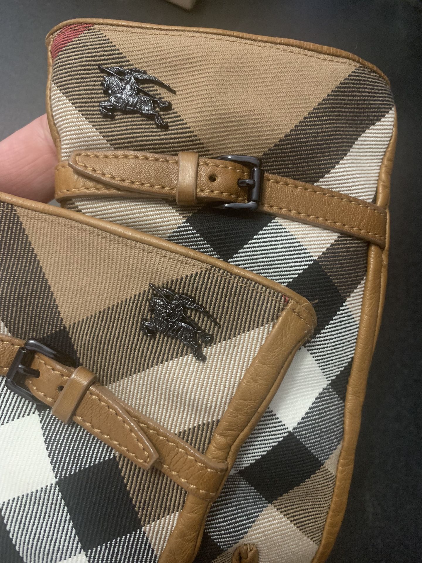 Burberry women's leather gloves sale
