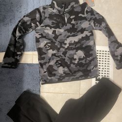 Boys Size 8 New Fleece Set 