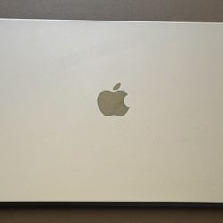 ($900). Apple MacBook Pro A2485 16 M1 Max 10-Core 32GB 1TB Gray 2021