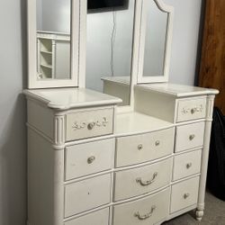 Furniture Bed Set