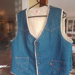 Vintage Men's (L) Levi's Denim Vest 