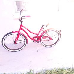 24 Inch Bicycle Beach Cruiser In Great Condition.