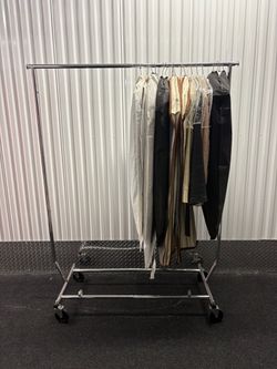 Collapsible/Folding Clothing Rolling Rack