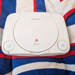 Original PlayStation 1 From 2000 Read Description