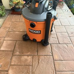 Ridgid Wet & Dry Vacuum 