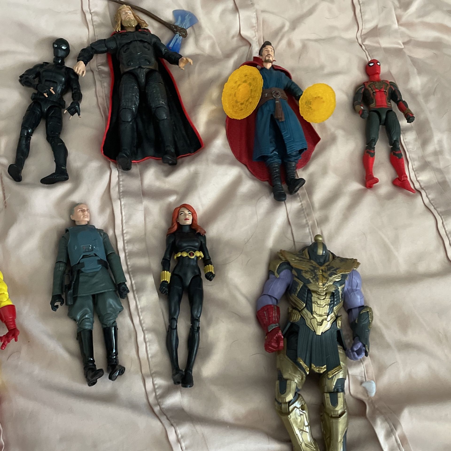 Action figure marvel lot