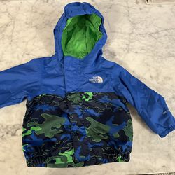 The North Face Tailout raincoat size 3-6 months