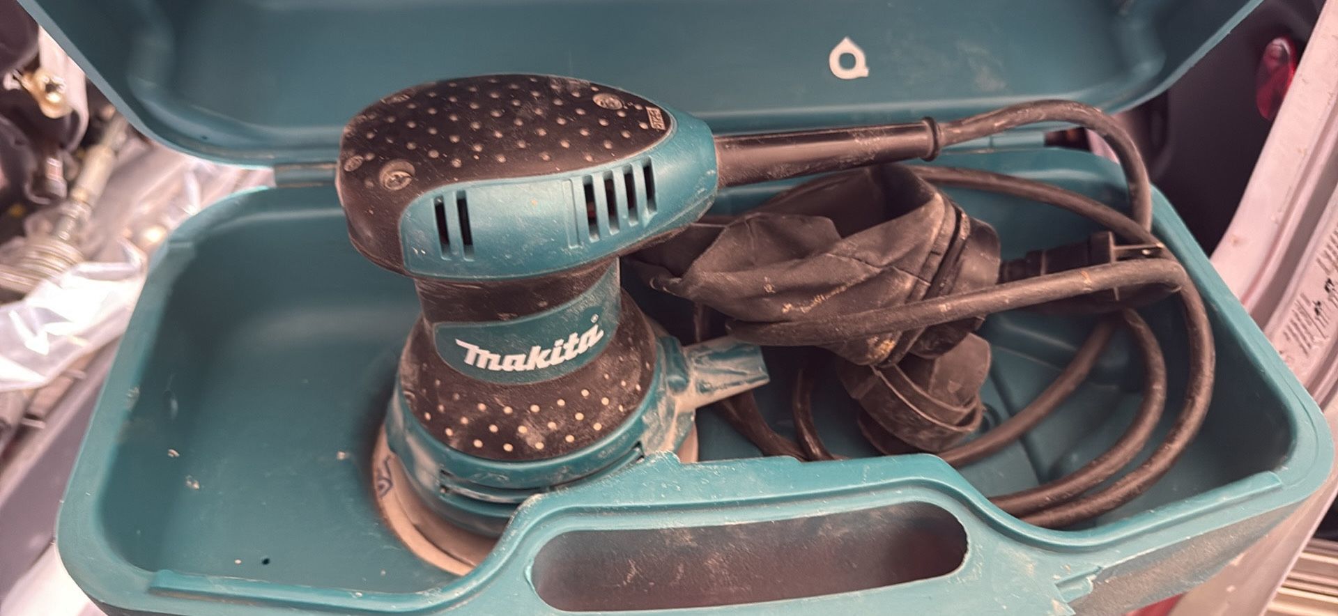 Makita Palm Sander