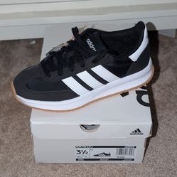 Brand New! Adidas Run 70s 2.0J