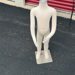 Child’s Mannequin 