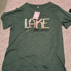 Nwt Womens Medium Green Lake Life Shirt 