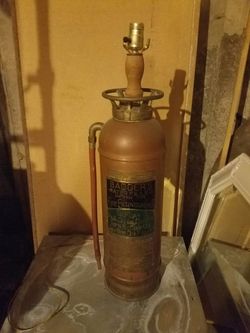 Old fire estinguisher lamp