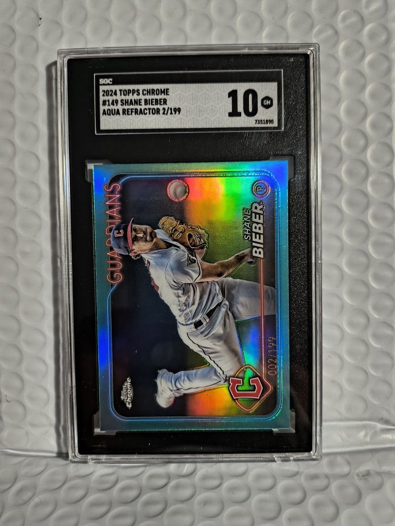 2025 Topps Chrome #149 Shane Bieber Aqua Refractor SGC 10 #002/199