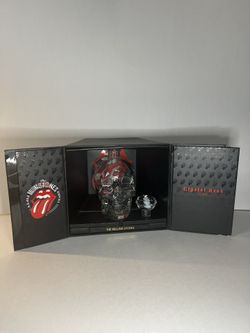The Rolling Stones Crystal Head Vodka Display Case