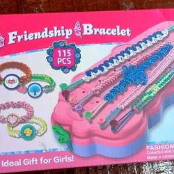 New In Box Child's Friendship Making Machine 15 Firm