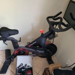 Peloton Bike Like New! Barely Used.