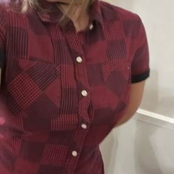 Tommy Hilfiger Woman’s Plaid Button Up Medium
