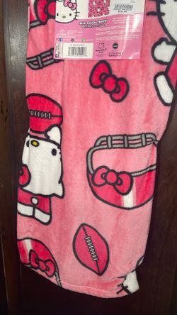 Hello Kitty Throw Blanket 