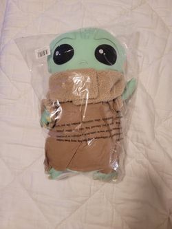 Star Wars Baby Yoda Pillow Buddy